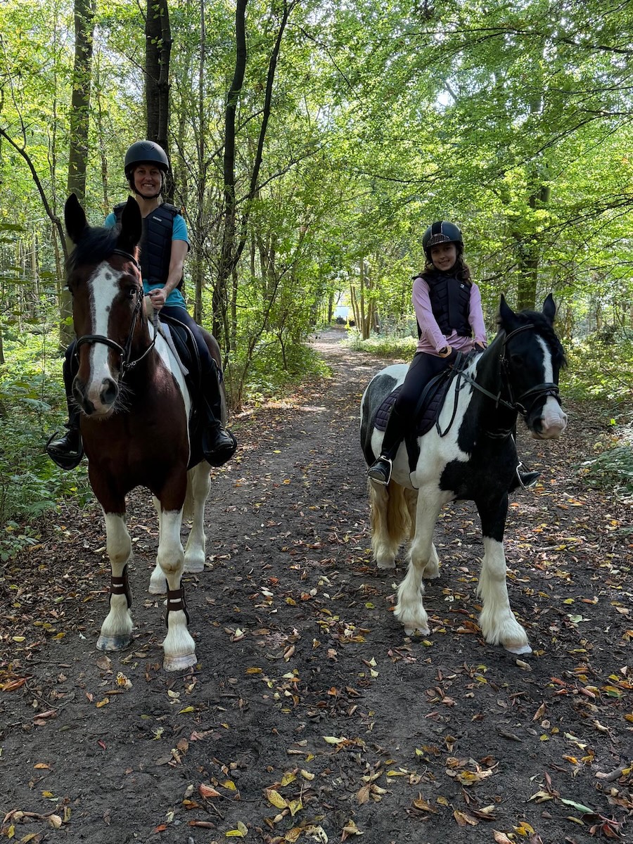 Cavaliers de l'école d'équitation au Royal Country Club